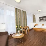 Hotel Grundlhof Bramberg am Wildkogel