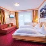 Hotel Grundlhof 4*