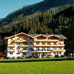 Grundlhof Hotel Bramberg am Wildkogel