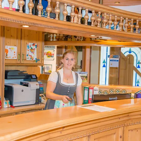 Grundlhof 4*