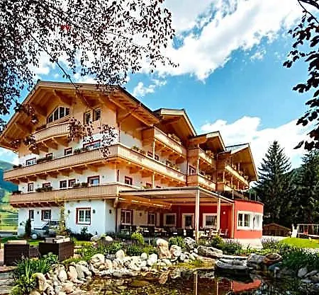 Hotel Grundlhof 4*
