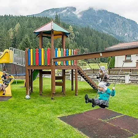 Hotel Grundlhof Bramberg am Wildkogel